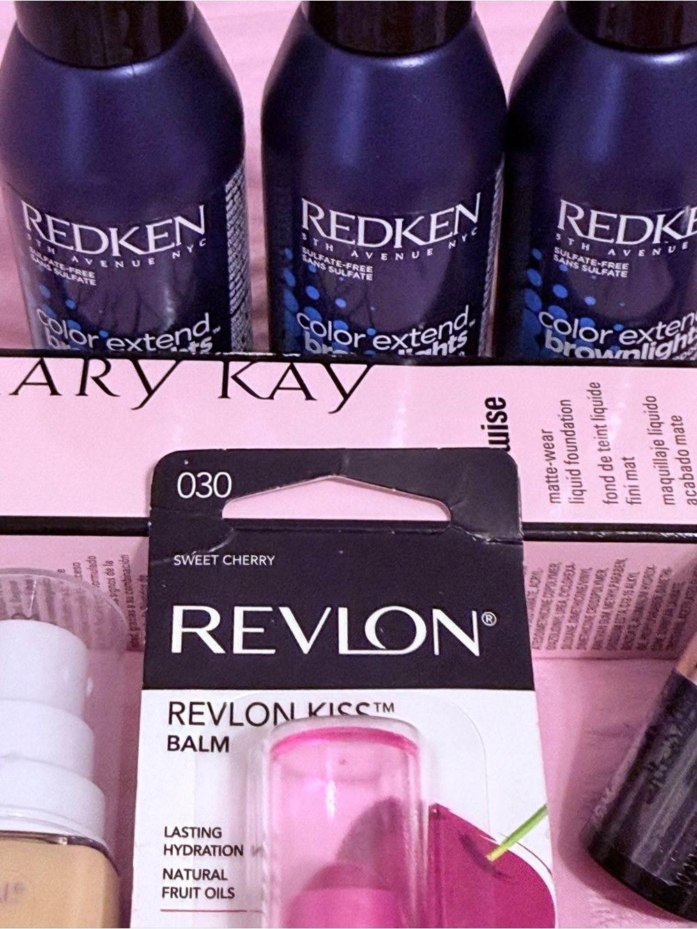 Women’s Bulk Beauty Products (NEW) - Picture 2 of 5